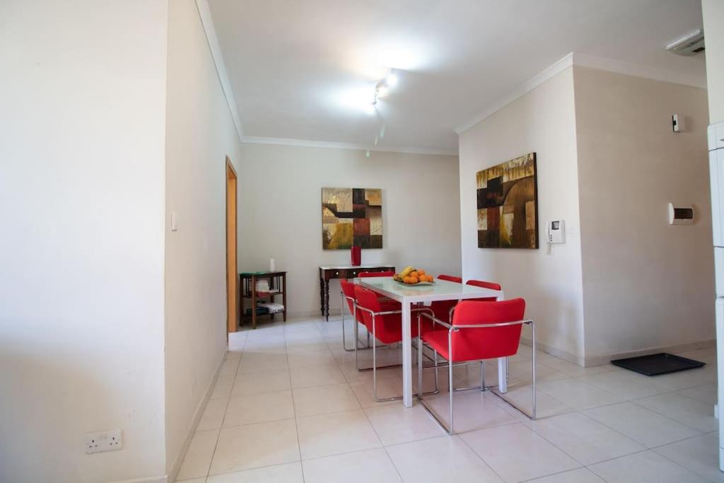 Modern Apt In The Heart Of Maltese Nightlife San Julián Exterior foto